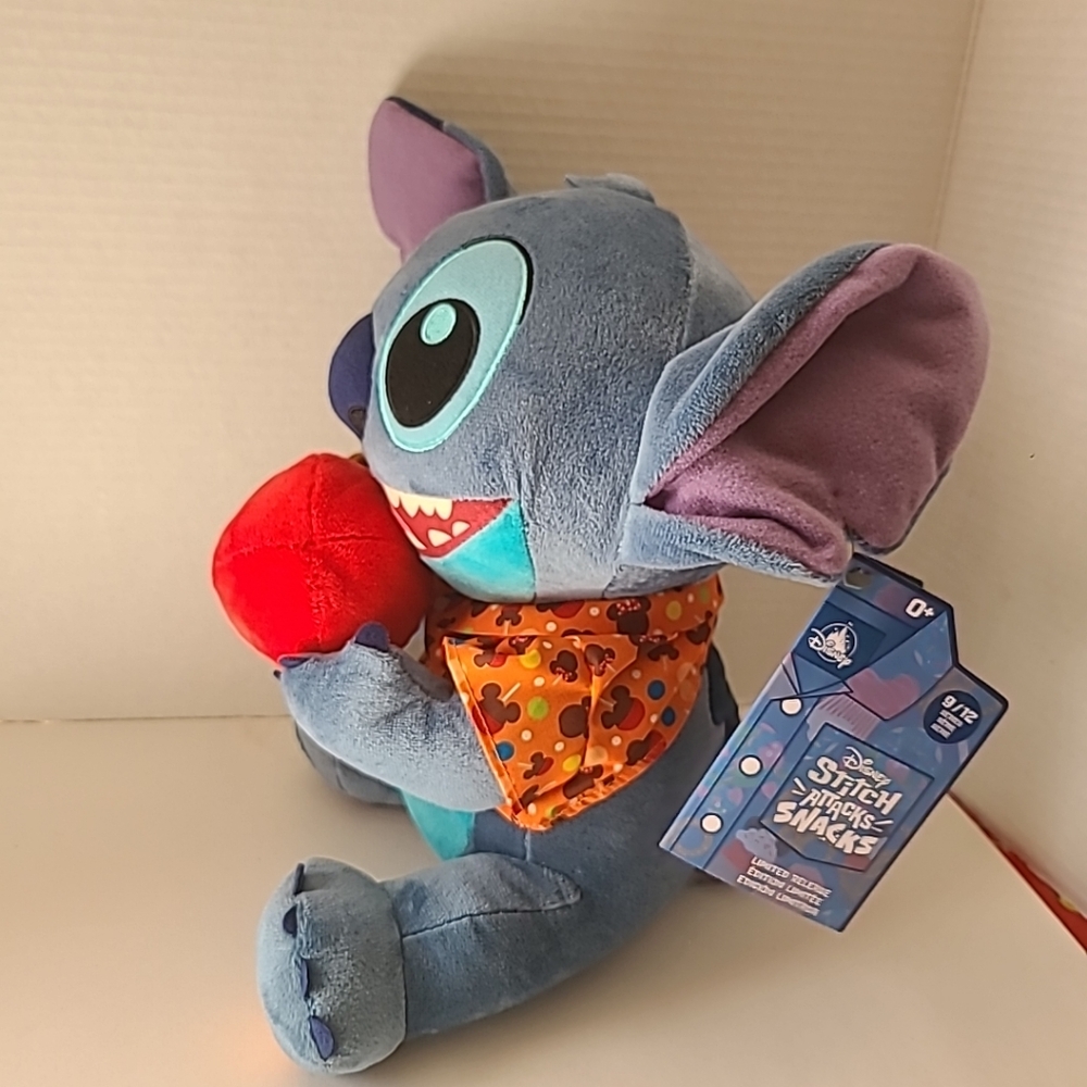 NEW 2024 Disney Stitch Attacks Snacks Mickey Caramel Apple Plush Series 9/12 - Picture 5 of 11